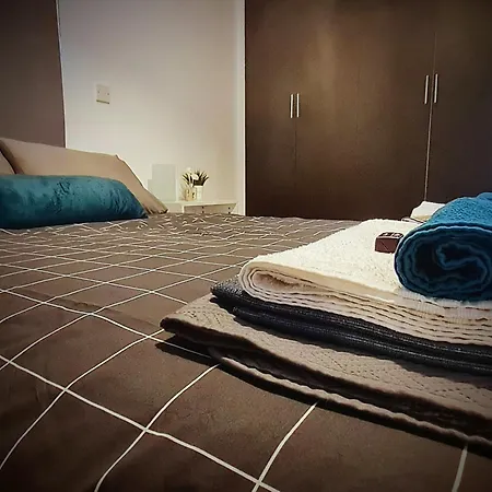 Blue Pearl With Pool In Kato Pafos