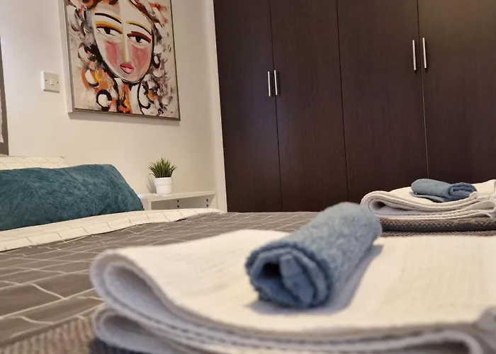 Blue Pearl With Pool In Kato Apartmán Paphos