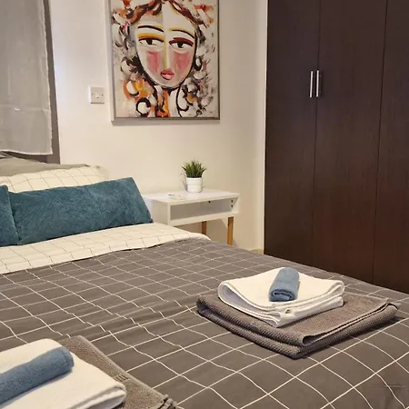 Blue Pearl With Pool In Kato * Pafos